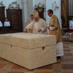 Altarweihe2016_17_24749_585267dd30